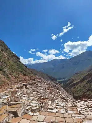 Salineras de Maras en Cusco | Happy Llamas Travel